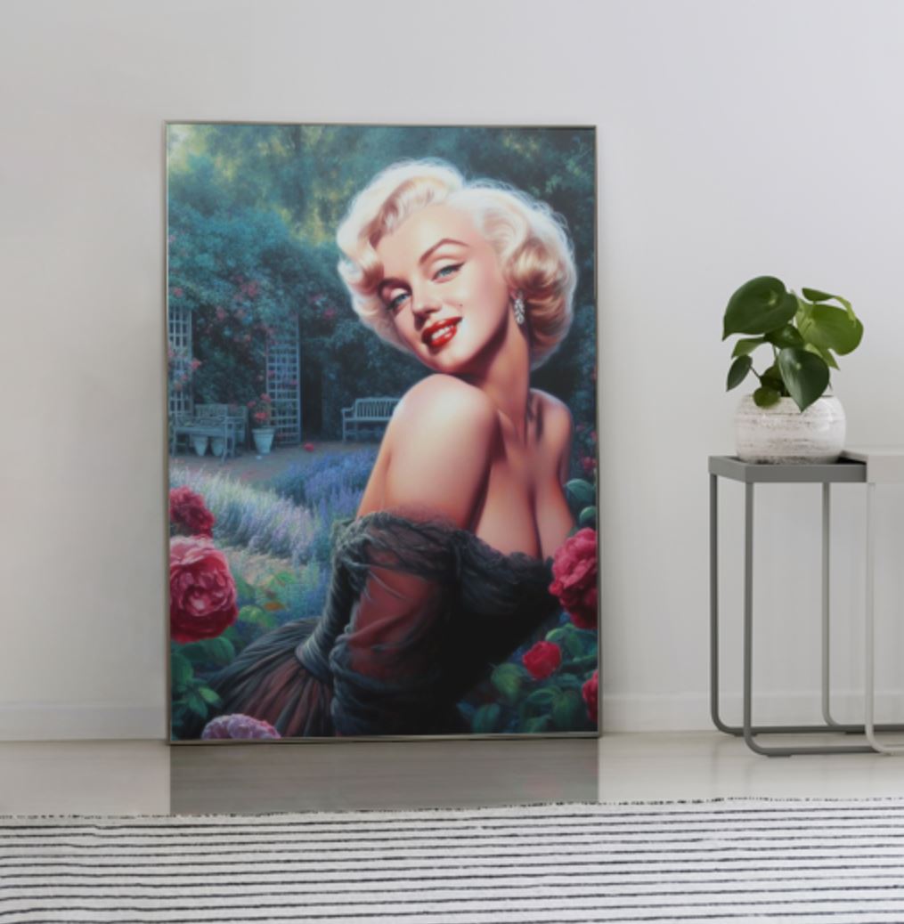 Marilyn Monroe "Rose Garden"